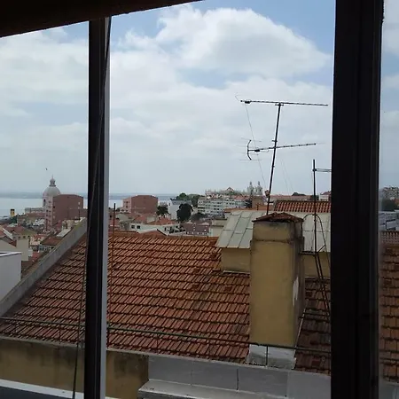 Apartamento Com Vista Para O Tejo Lisbon Exterior photo