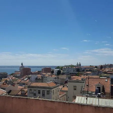 Apartamento Com Vista Para O Tejo Lisbon Exterior photo